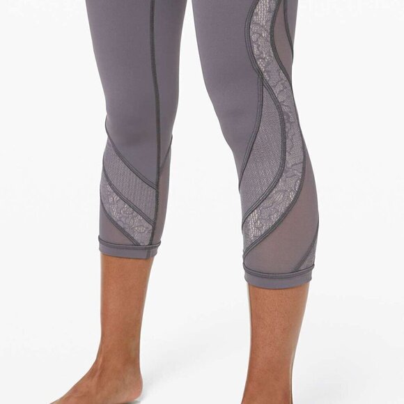 Lululemon | Wunder Under Crop 21" *Lace Size 10 - Picture 5 of 9